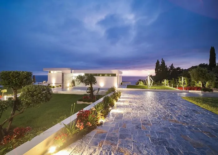 Villa Finya - Inception Villa